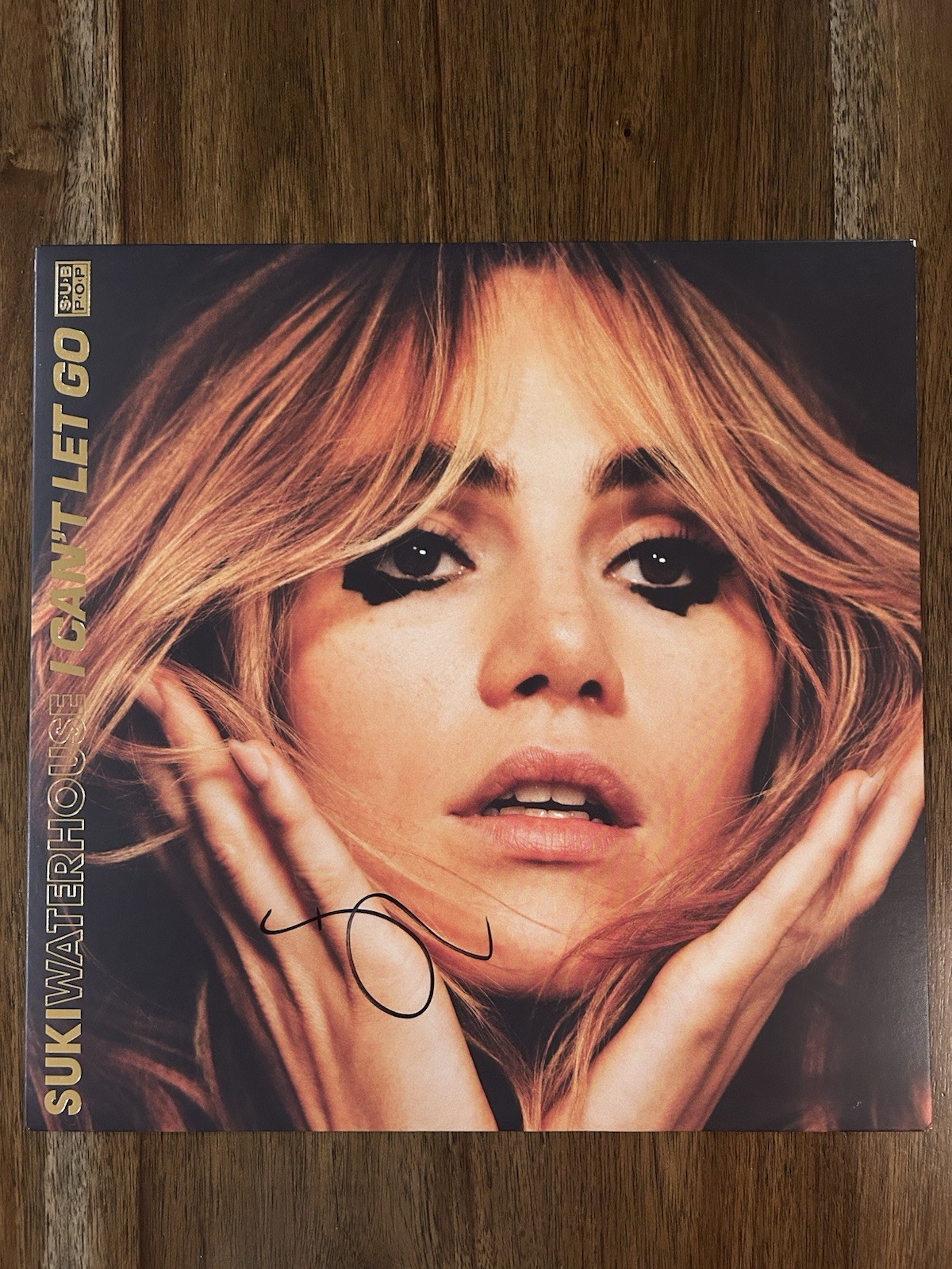 Suki Waterhouse ‘I Can't Let Go’ Signed Autograph Vinyl Album Beckett Certified