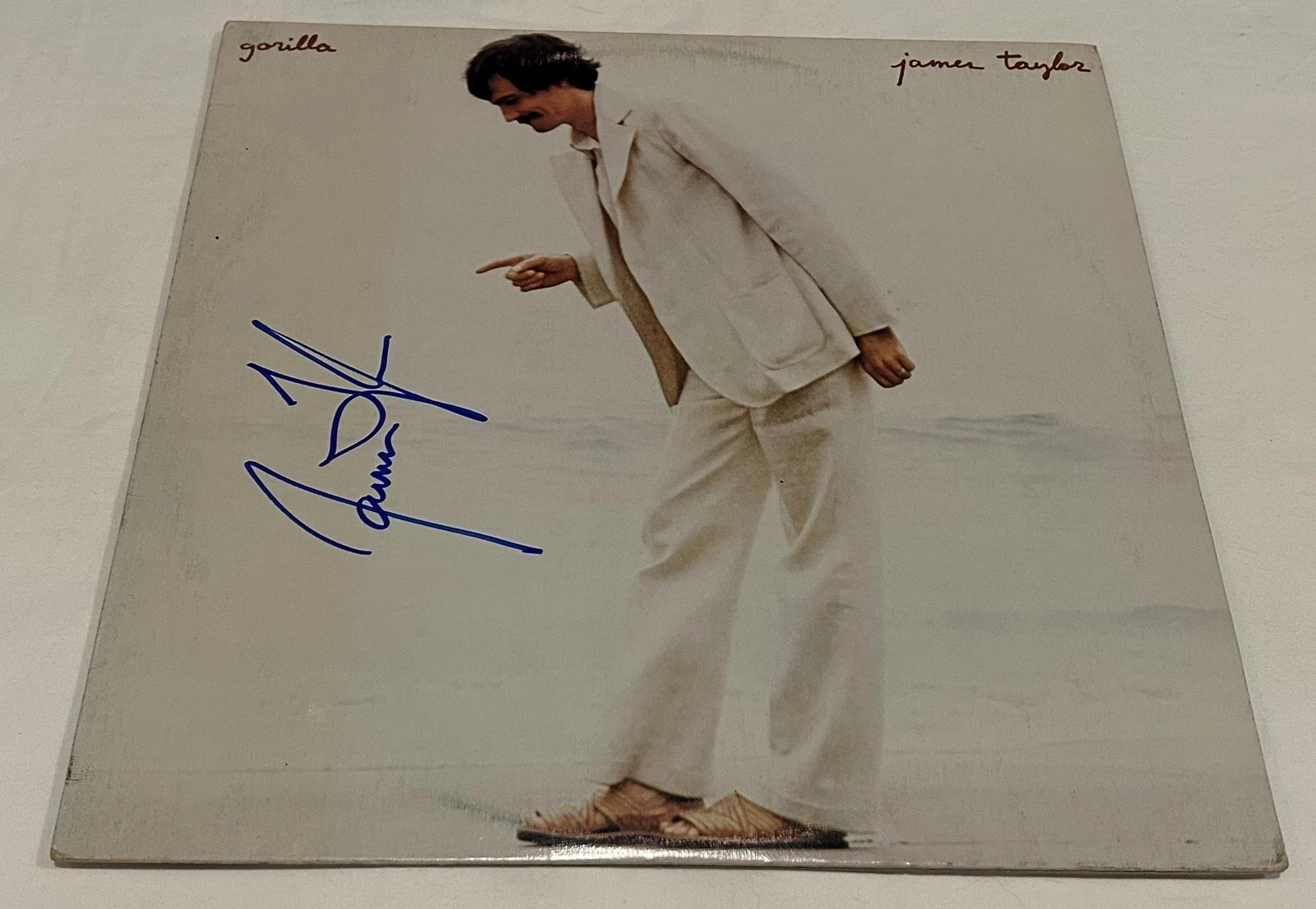 JAMES TAYLOR SIGNED GORILLA VINYL RECORD JSA