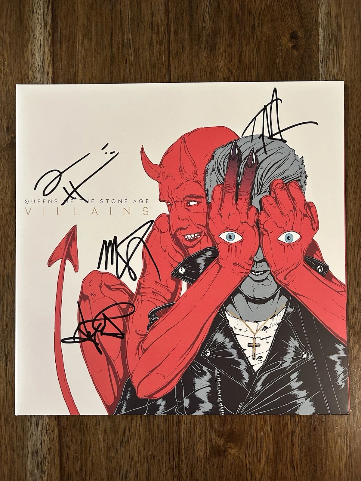 ‘Queens Of The Stone Age Band’ Signed Vinyl Album ‘Villains’ Josh Homme +3