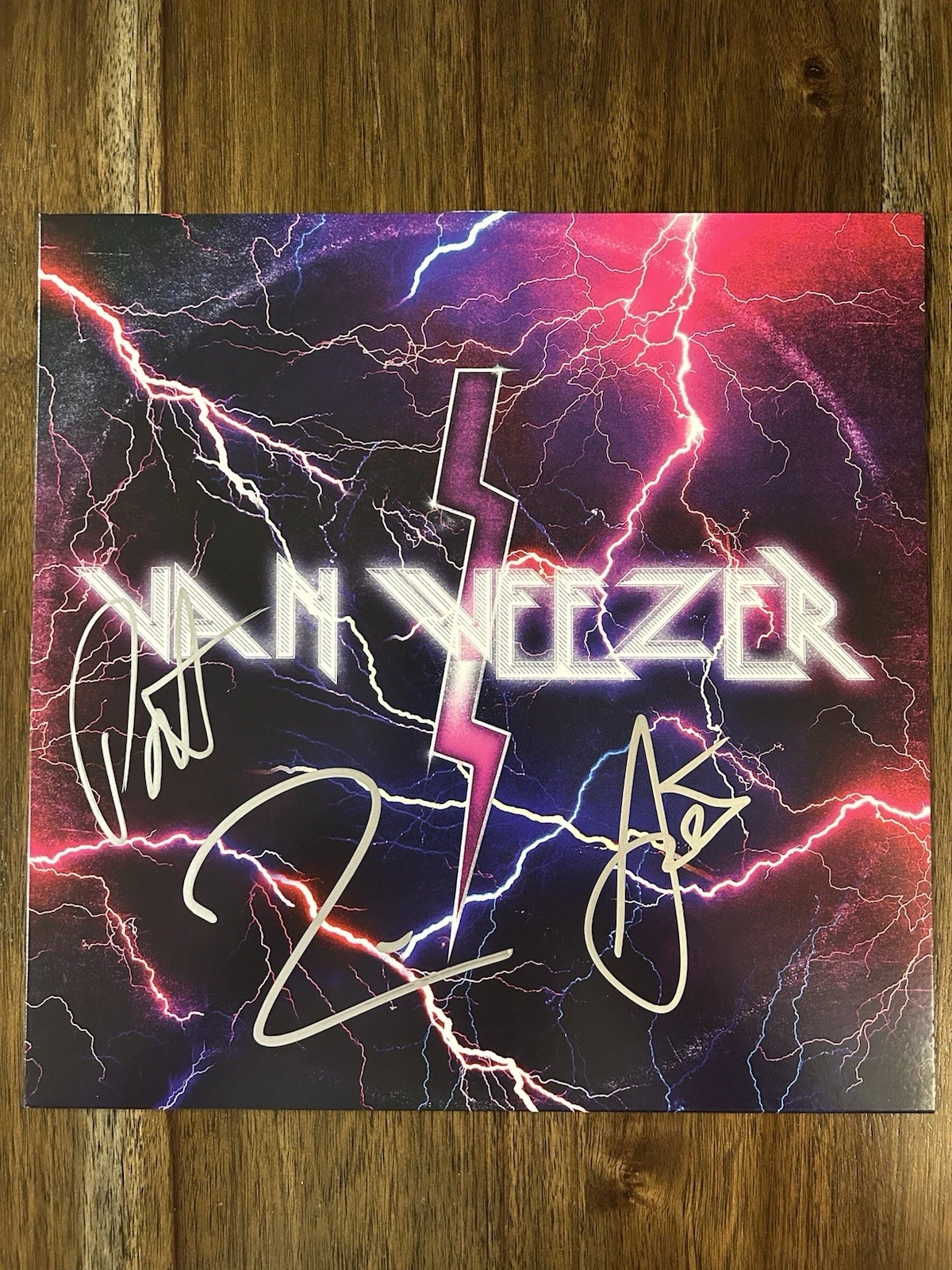 ‘Weezer’ Band Signed Vinyl Album ‘Van Weezer’ Rivers Cuomo +2