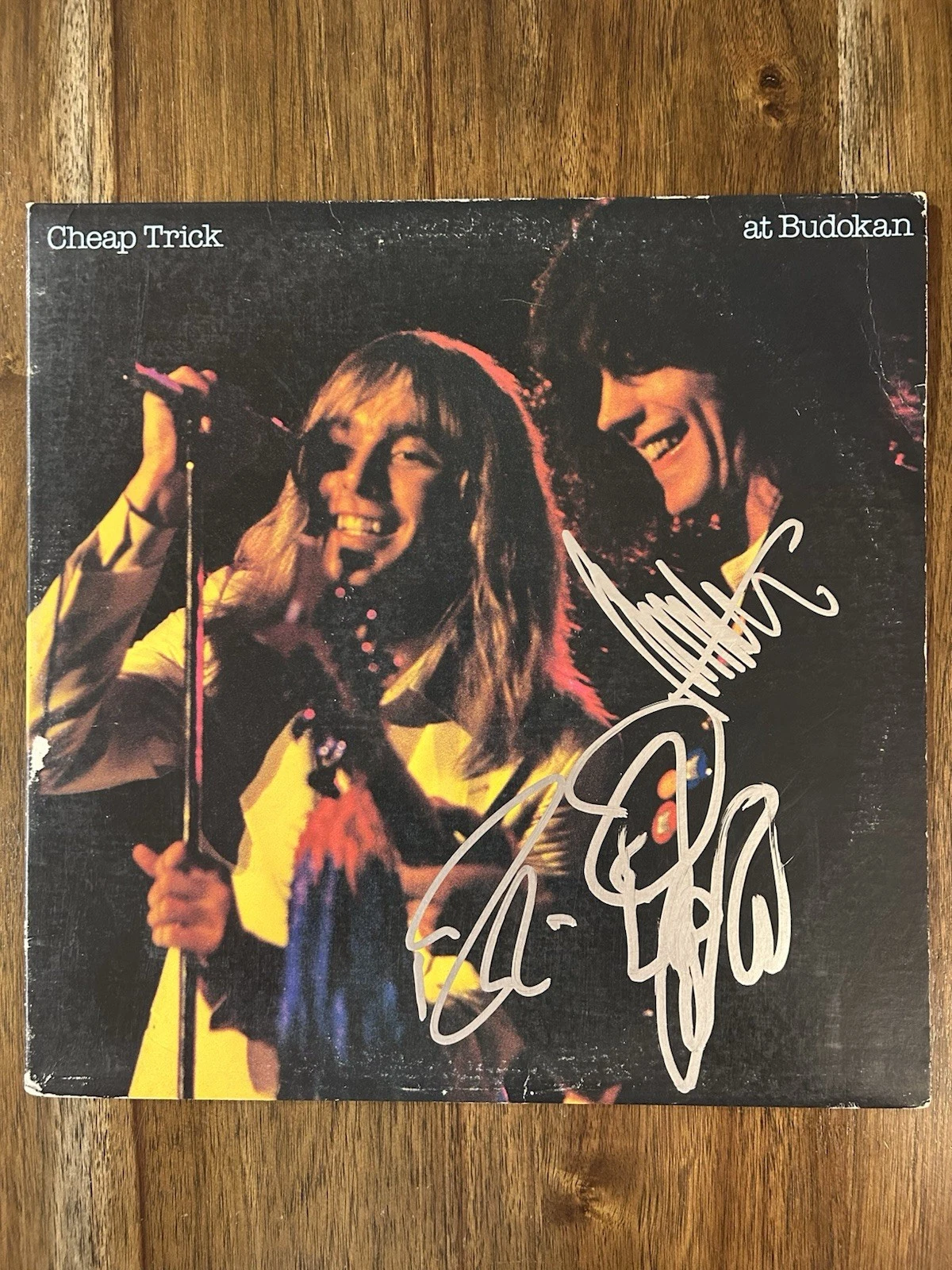 ‘Cheap Trick’ Band Signed Vinyl Album ‘At Budokan’ Robin Zander Tom & Rick