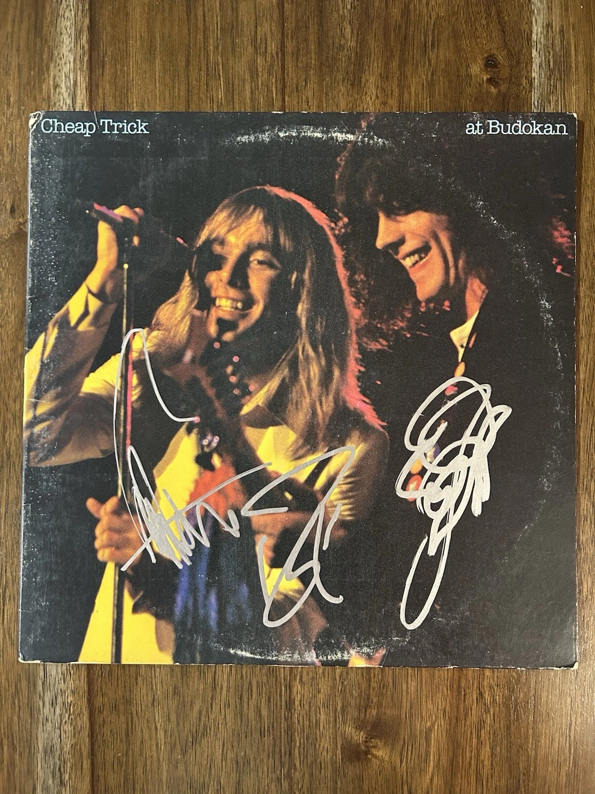 ‘Cheap Trick’ Band Signed Vinyl Album ‘At Budokan’ Robin Zander Tom & Rick