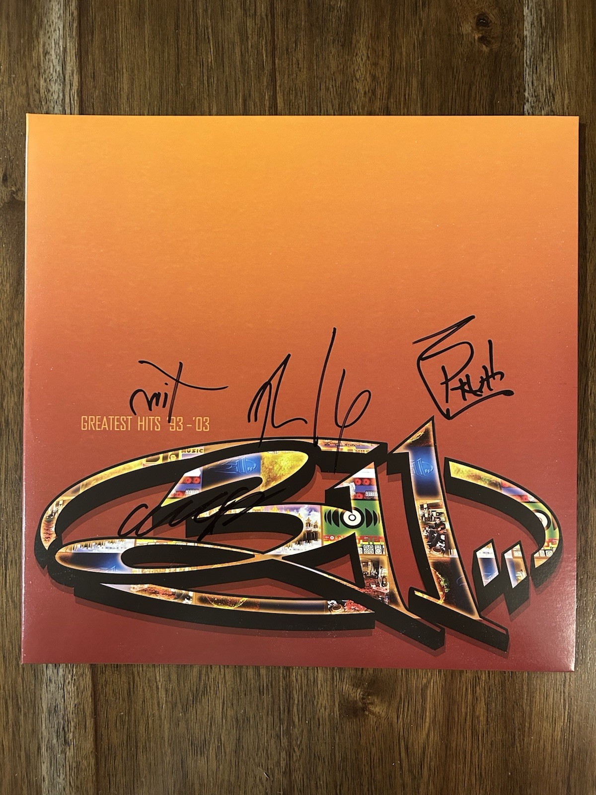 ‘311’ BAND SIGNED VINYL ALBUM ‘GREATEST HITS’ NICK HEXUM +3 MEMBERS AUTOGRAPH COLLECTIBLE MEMORABILIA