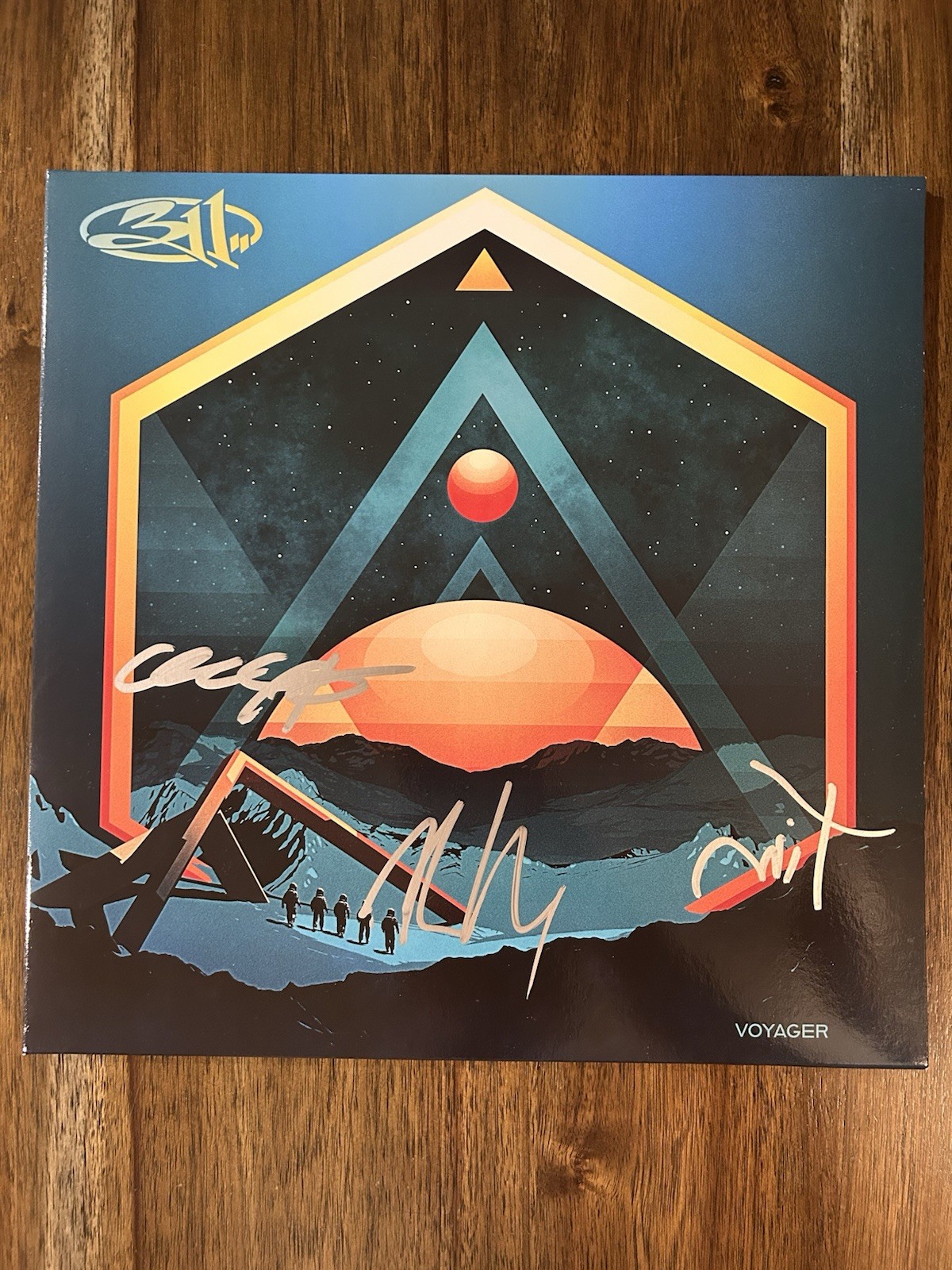 ‘311’ Band Signed Vinyl Album ‘Voyager’ Nick Hexum, Chad & Tim