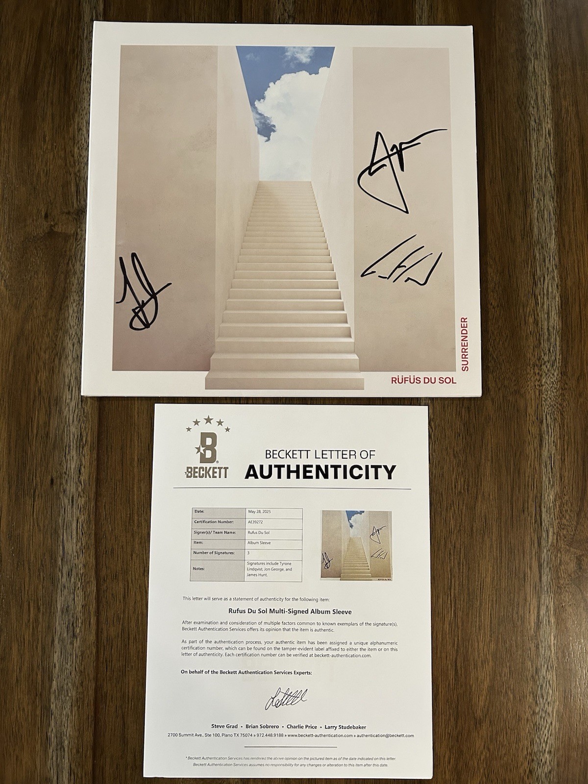 ‘Rufus Du Sol’ Band Signed Vinyl Album Surrender Tyrone, James & Jon Beckett LOA