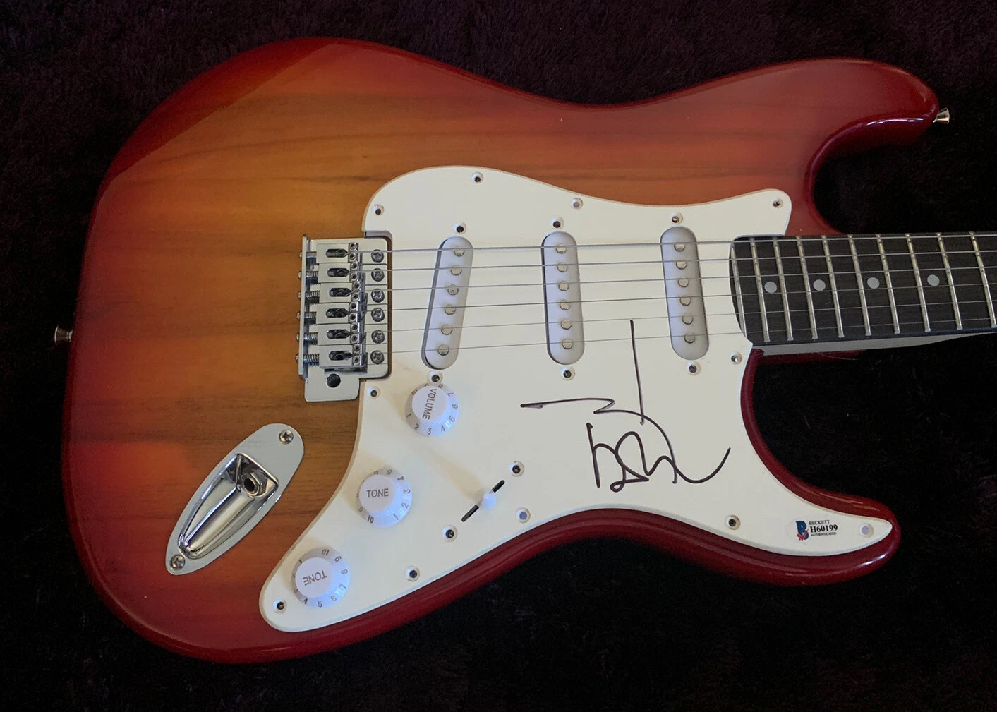 Johnny Depp Sexy Signed Autographed Guitar BAS Beckett Certified