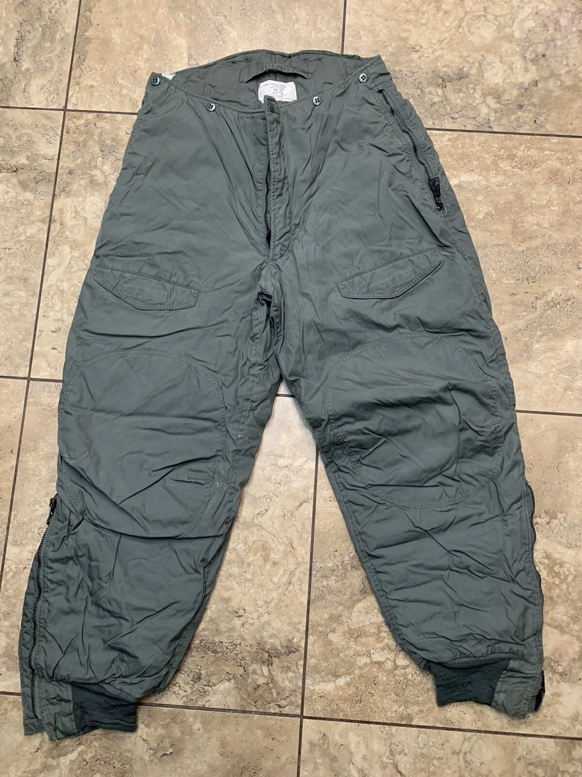 US Air Force F-1B Flight Air Crew Extreme Cold Trousers 36  8415-00-394-3615
