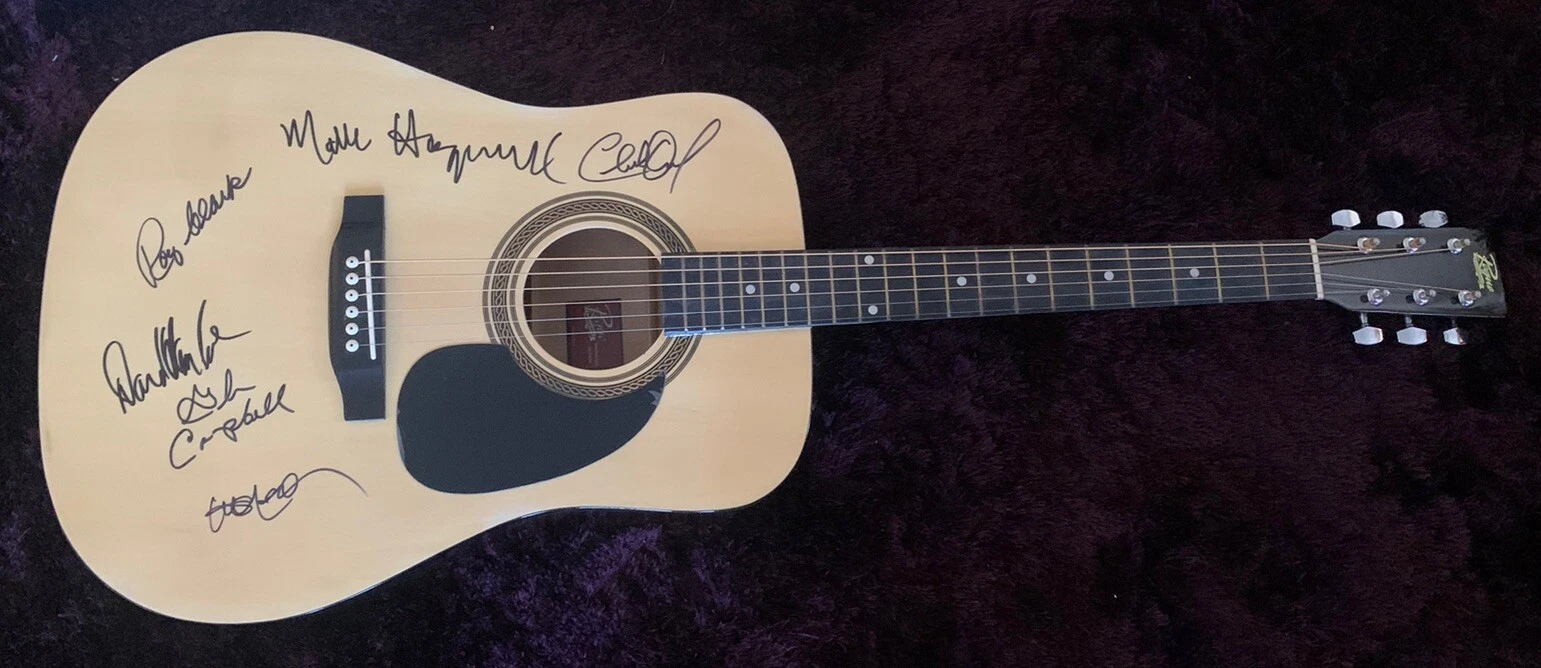 Merle Haggard Willie Nelson Glen Campbell +3 Signed Guitar BAS Certified
