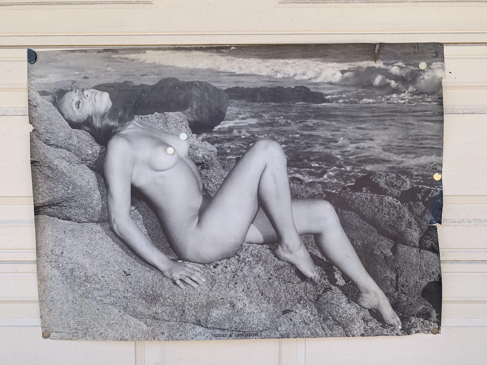 Today & Tomorrow Sexy Woman On Beach 1960s Chick 28.5