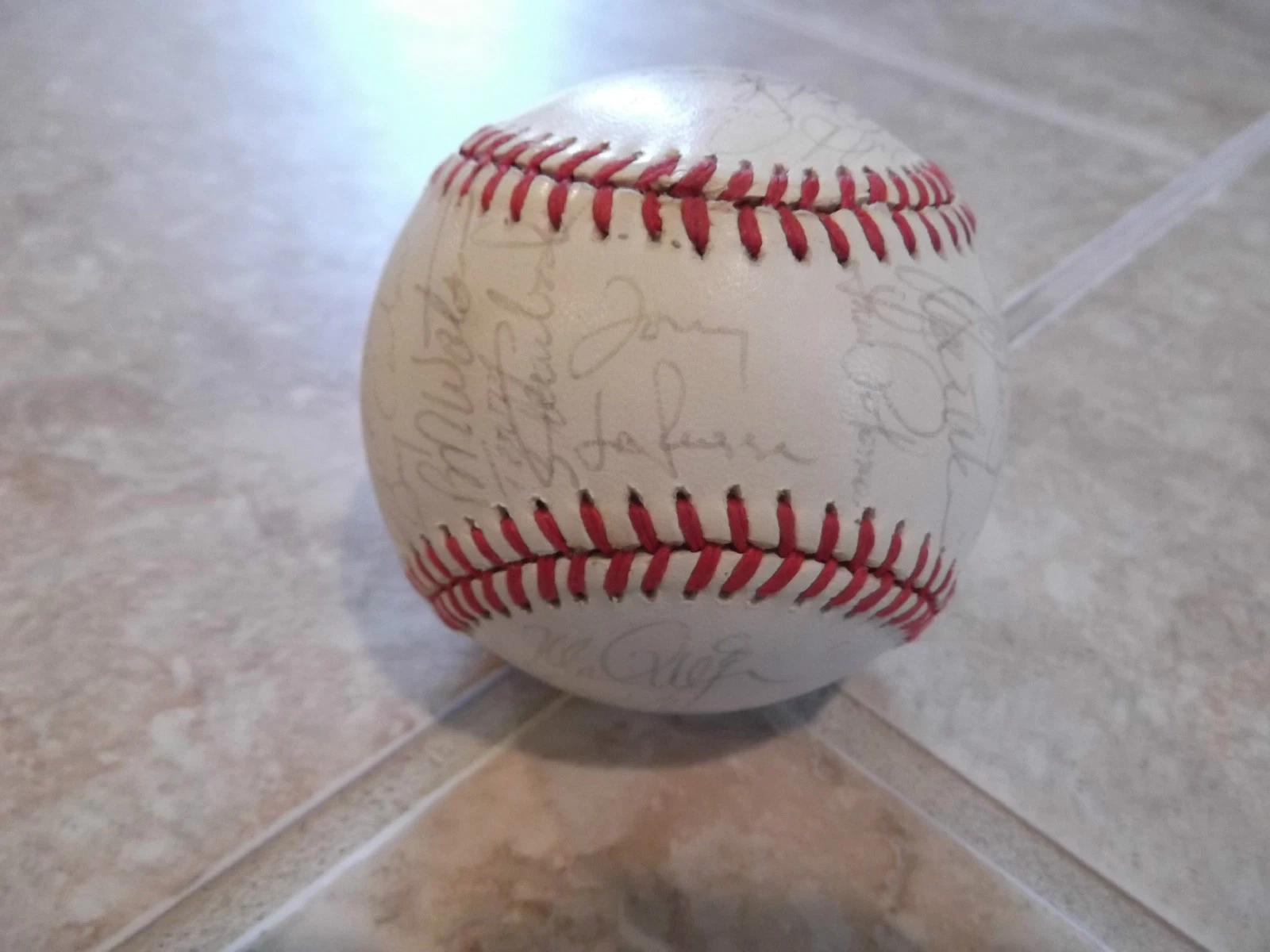 1988 A's Team Signed Ball Baseball Mcgwire Canseco LaRussa +29 PSA CERTIFIED