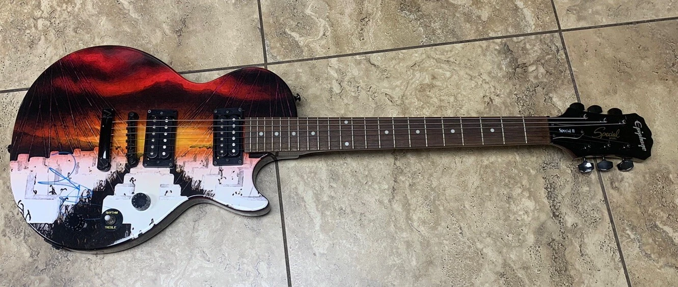 Metallica Kirk Hammett Signed Autographed Master Photo Guitar BAS Certified