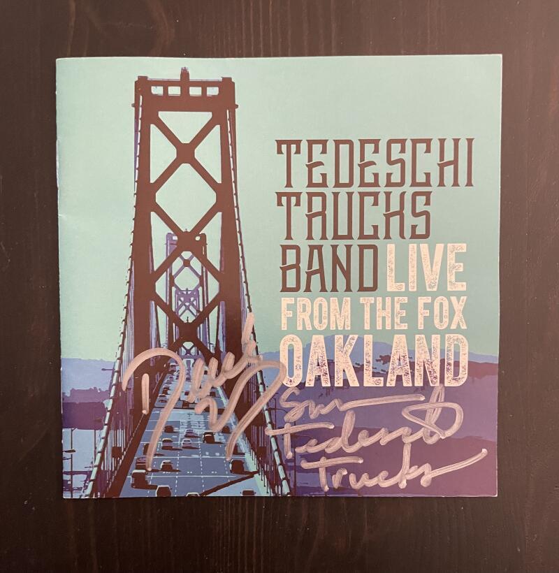 TEDESCHI TRUCKS BAND SIGNED AUTOGRAPH LIVE FROM THE FOX OAKLAND CD BOOKLET DEREK