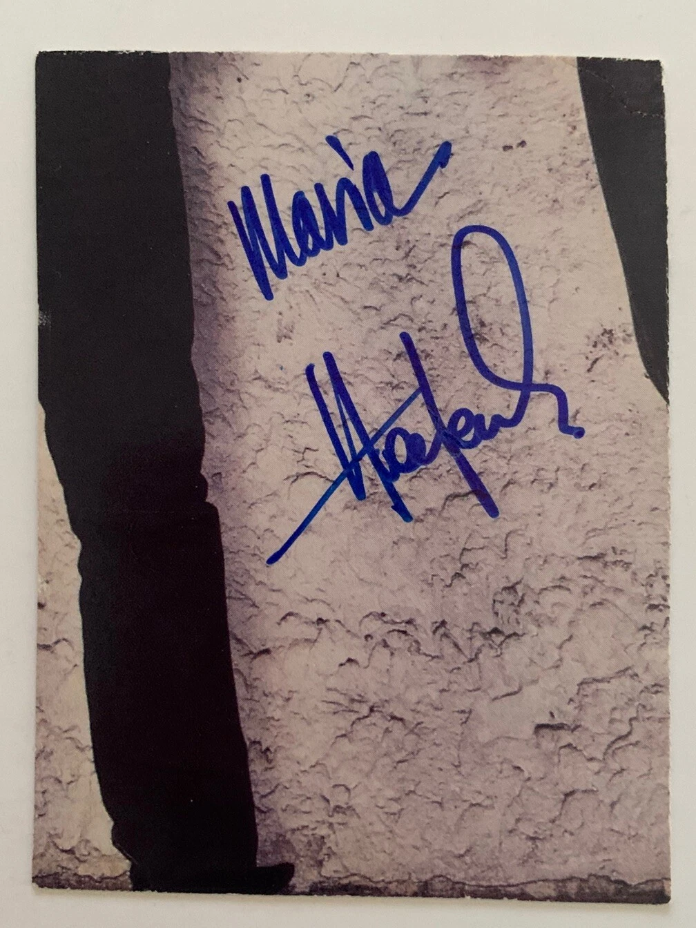 Huey Lewis Autographed Signed 3.25