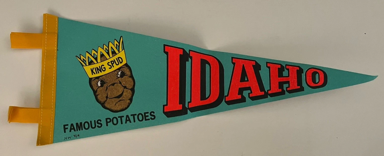 VINTAGE 1971 IDAHO KING SPUD FAMOUS POTATOES PENNANT CLEAN 17″ COLLECTIBLE MEMORABILIA