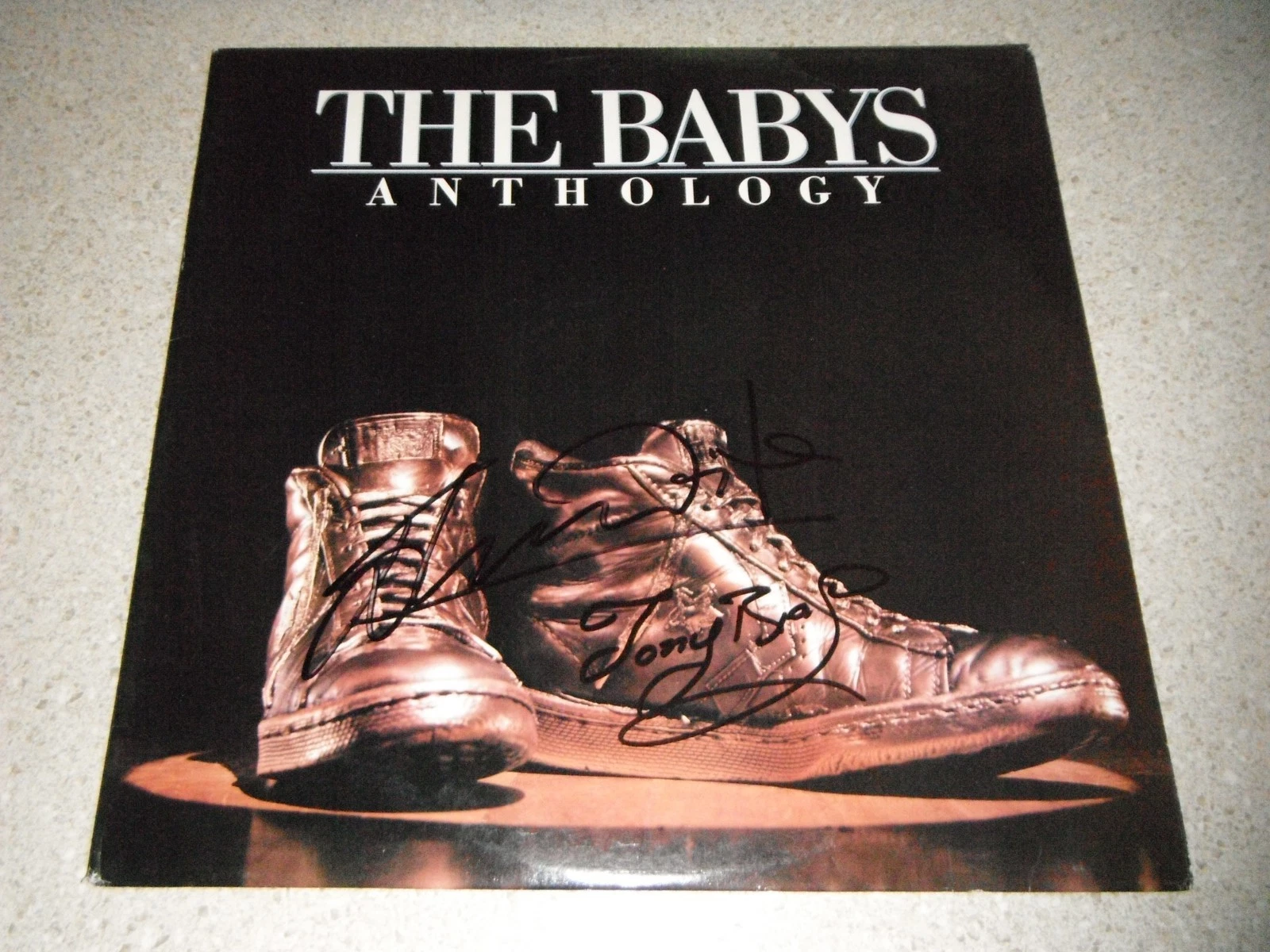THE BABYS GROUP SIGNED ANTHOLOGY ALBUM JOHN WAITE AND TONY BROCK