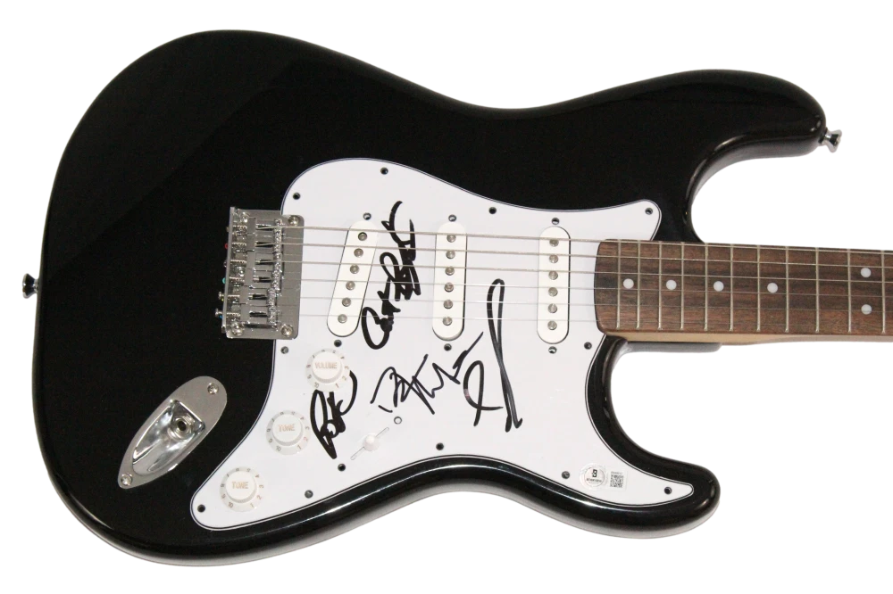 Dave Matthews Band x4 Signed Autograph Guitar - Boyd Tinsley +3 w/ Beckett COA