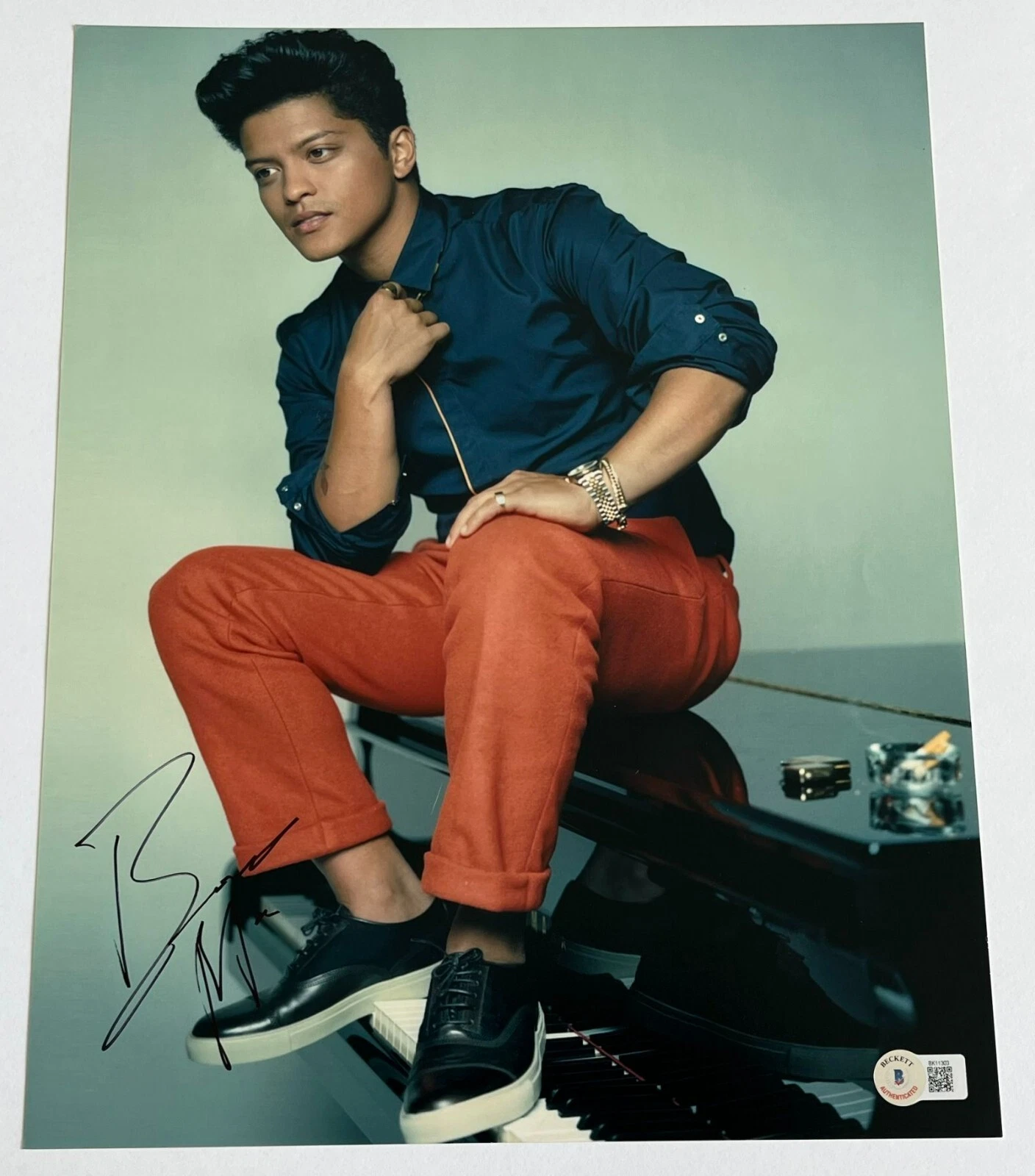 BRUNO MARS SIGNED AUTOGRAPH SILK SONIC 11x14 PHOTO w/PROOF & BECKETT BAS COA