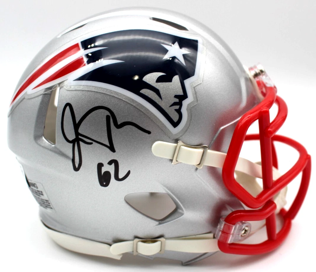Joe Thuney New England Patriots Signed Mini Football Helmet w/Beckett BQ83847