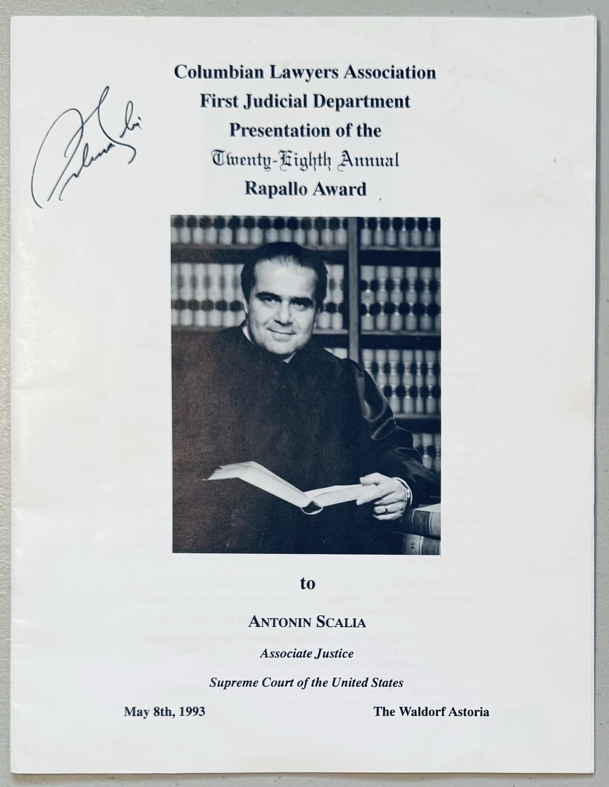 ANTONIN SCALIA SIGNED AUTOGRAPHED 8.5 X 11 PROGRAM BECKETT BAS SUPREME COURT COLLECTIBLE MEMORABILIA