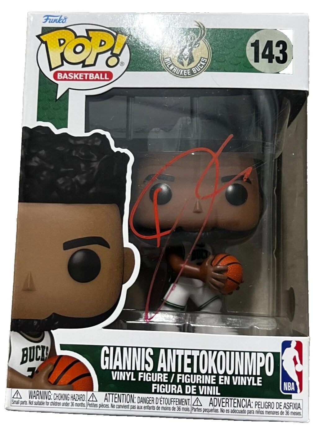GIANNIS ANTETOKOUNMPO signed (MILWAUKEE BUCKS) #143 Funko Pop BECKETT BP59478