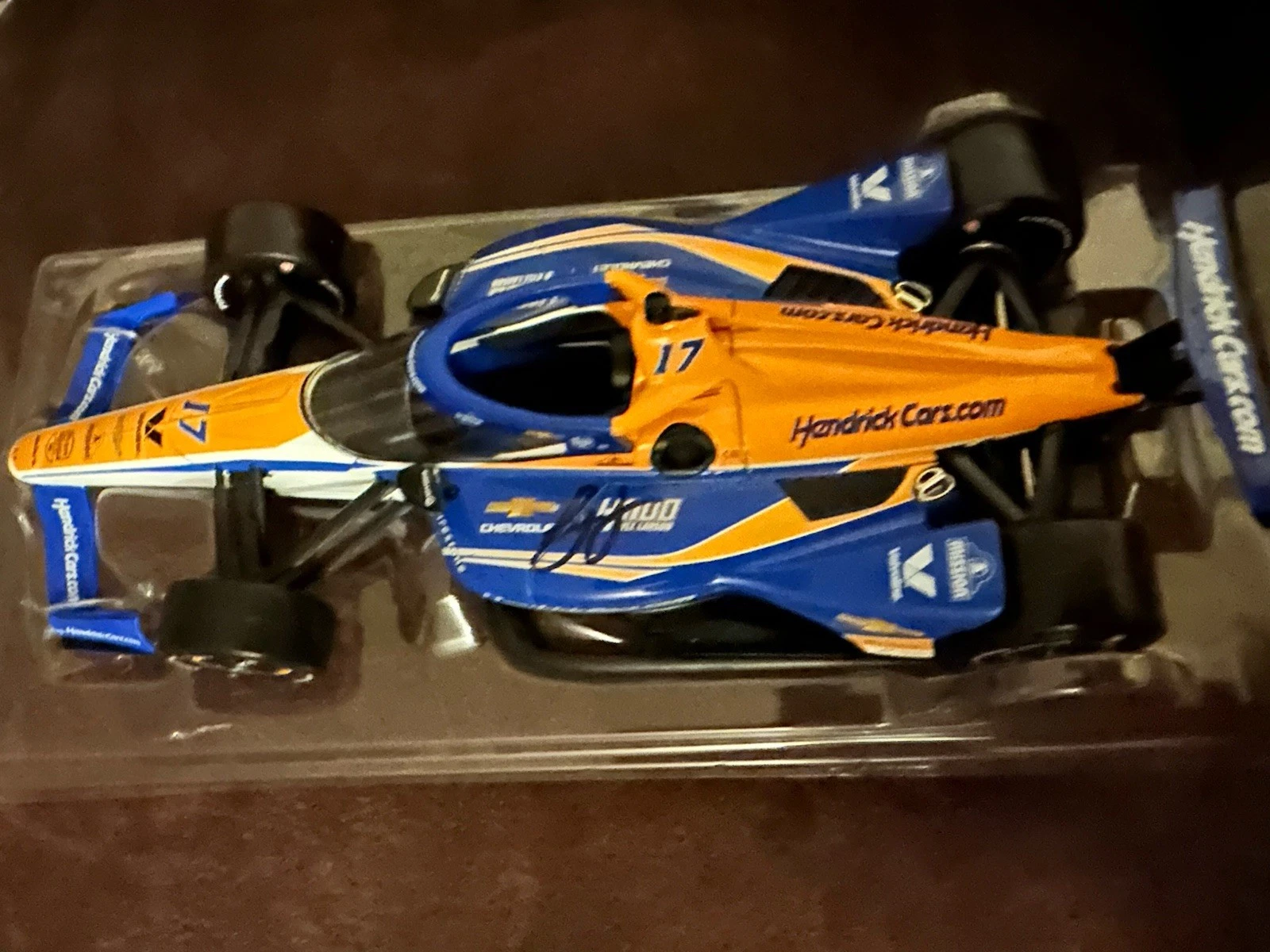 Kyle Larson Signed 1:18 Scale Diecast 2024 Indianapolis 500 ROY H1100 Twin Pack