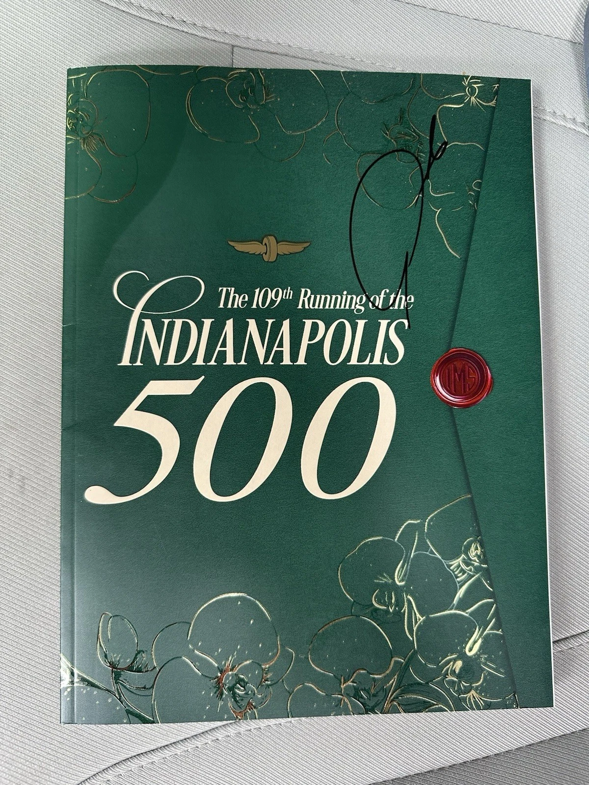 2025 Indianapolis 500 Program Signed Alex Palou Indy Car Winner 109th Running
