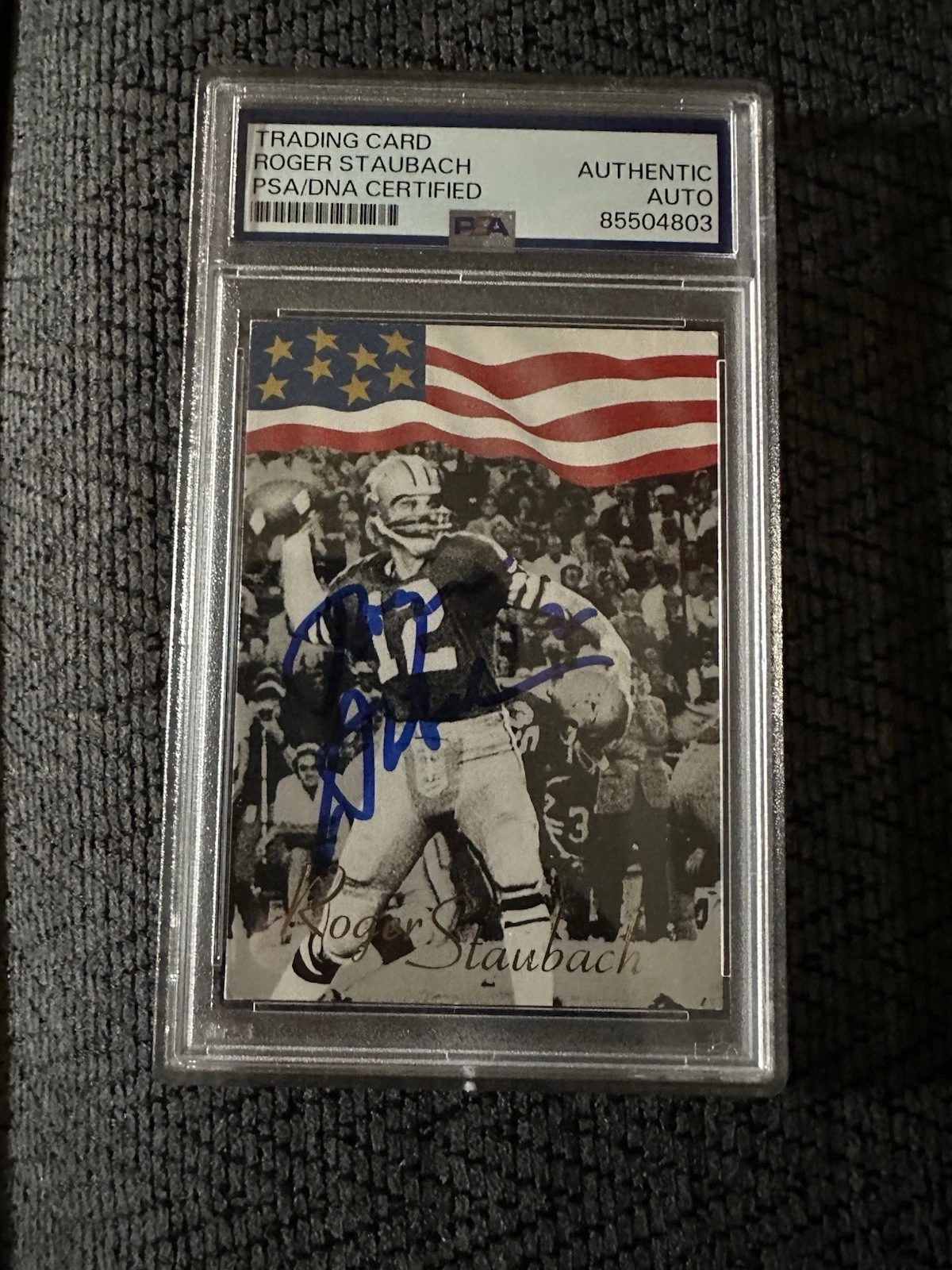 Roger Staubach Signed 1992 AW Sports #92 Trading Card PSA /DNA Slab COA