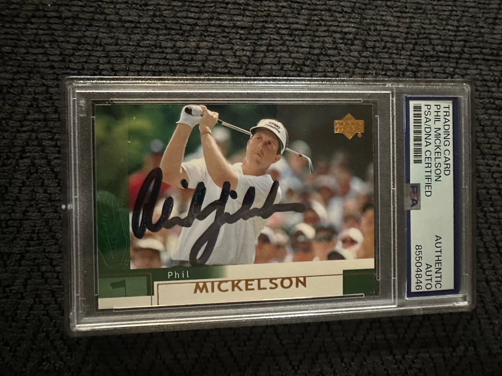 Phil Mickelson Signed 2002 UD Golf Card #41 PSA /DNA Slab COA Rookie