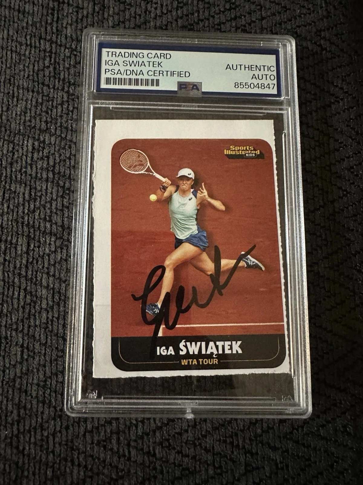 Iga Swiatek Signed Sports Illustrated For Kids Card PSA /DNA Slab COA RC 2020