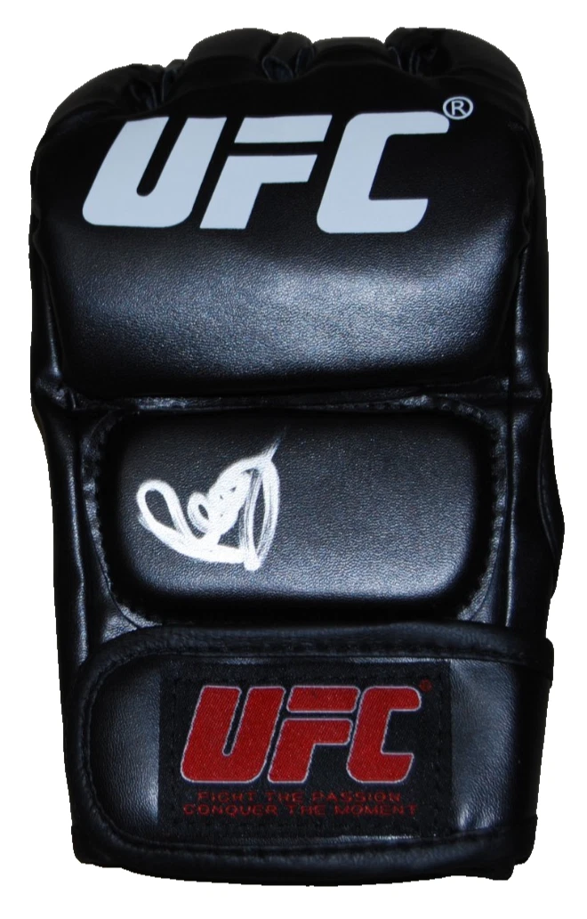 AILIN PEREZ signed (UFC) MMA autographed Fighting glove BECKETT BAS BT78273