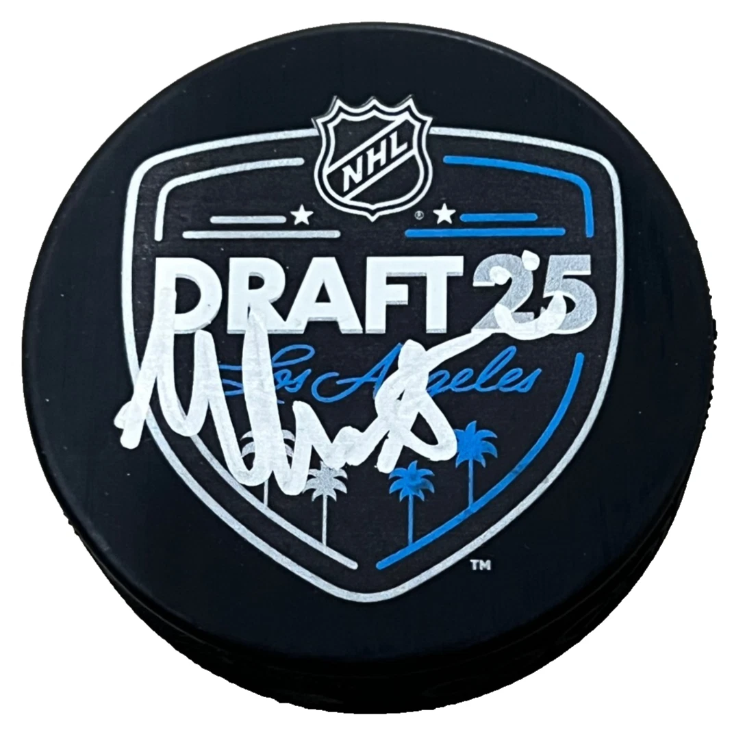 MASON WEST signed (2025 DRAFT) CHICAGO BLACKHAWKS puck BECKETT BT78260