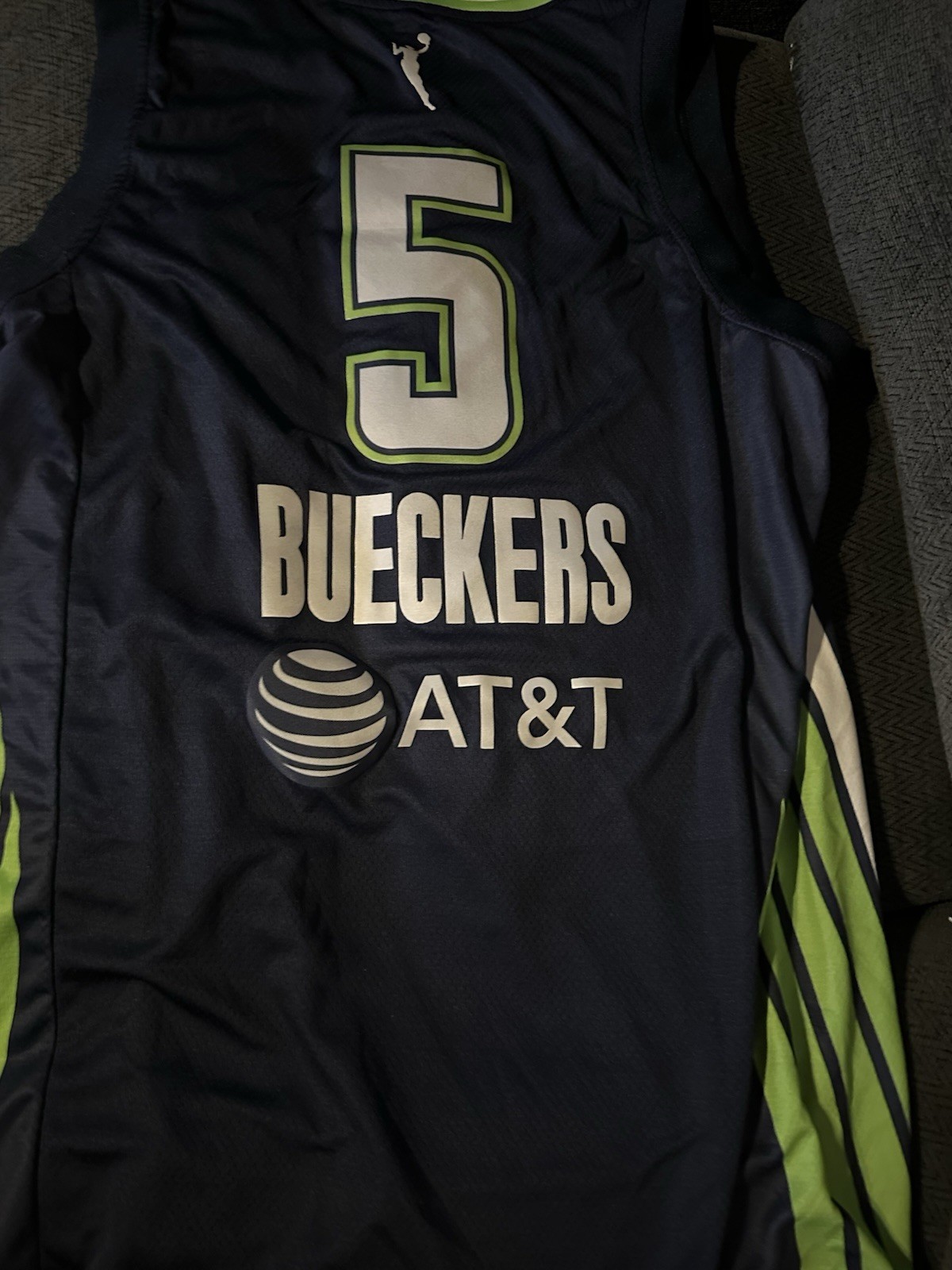 Paige Bueckers Not Signed Jersey XL Dallas Wings New Unused NWT UCONN Huskies