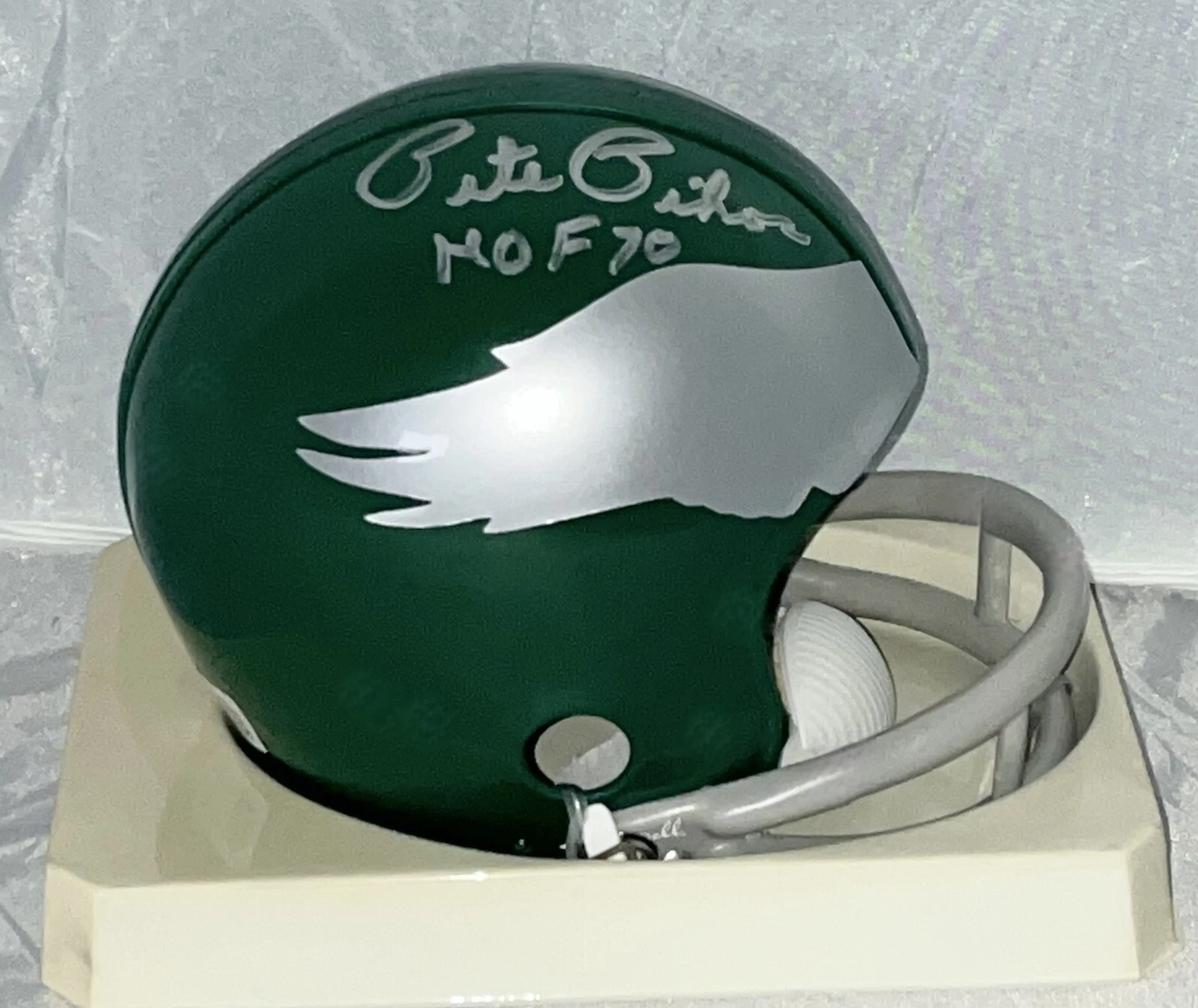 Pete Pihos signed Philadelphia Eagles 2 Bar Throwback mini helmet W/ HOF Beckett