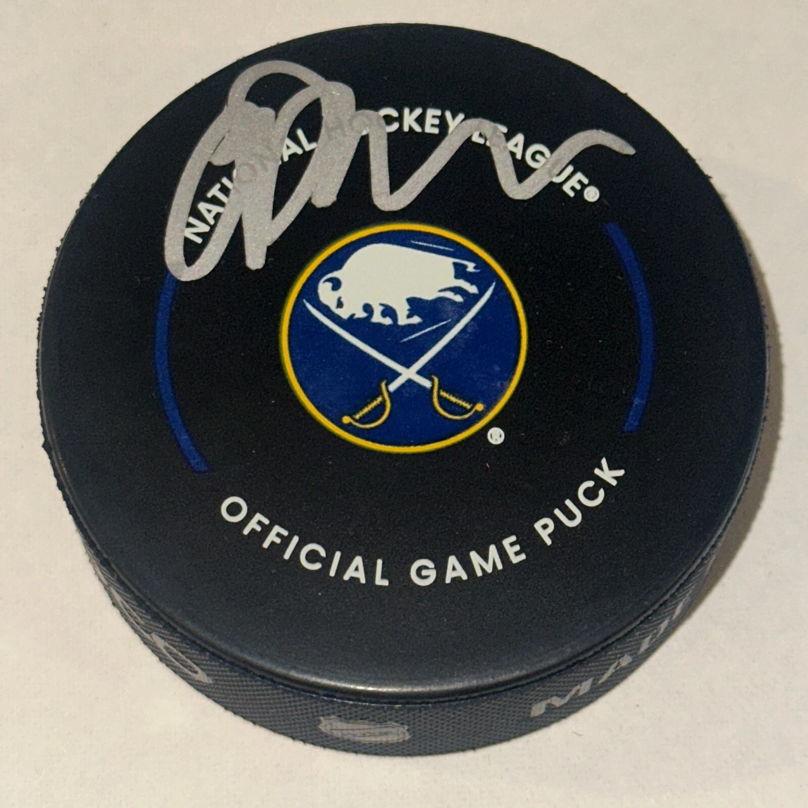 OWEN POWER Signed Buffalo SABRES Official GAME Puck Beckett Auth (BAS)