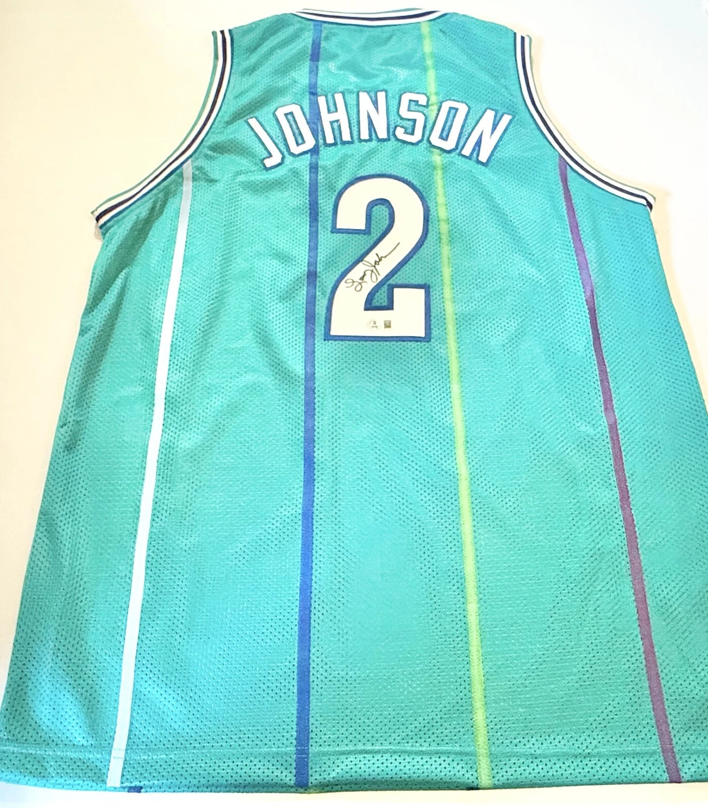 Larry Johnson Charlotte Hornets signed Custom jersey autographed Beckett Witness