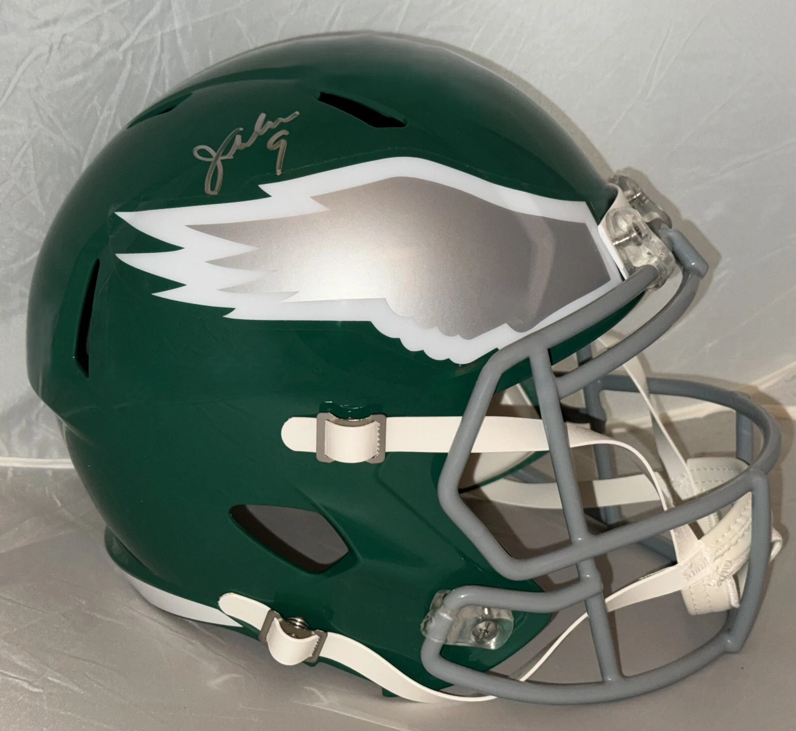 Jim McMahon signed Philadelphia Eagles Throwback Full Size Helmet Beckett Witnes