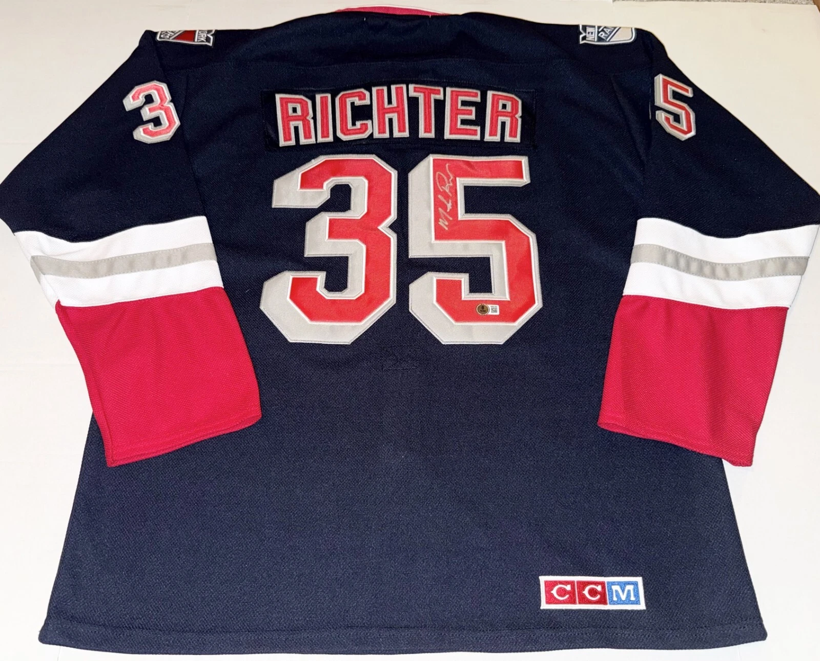Mike Richter signed New York Rangers jersey autographed #1 Beckett Witnessed