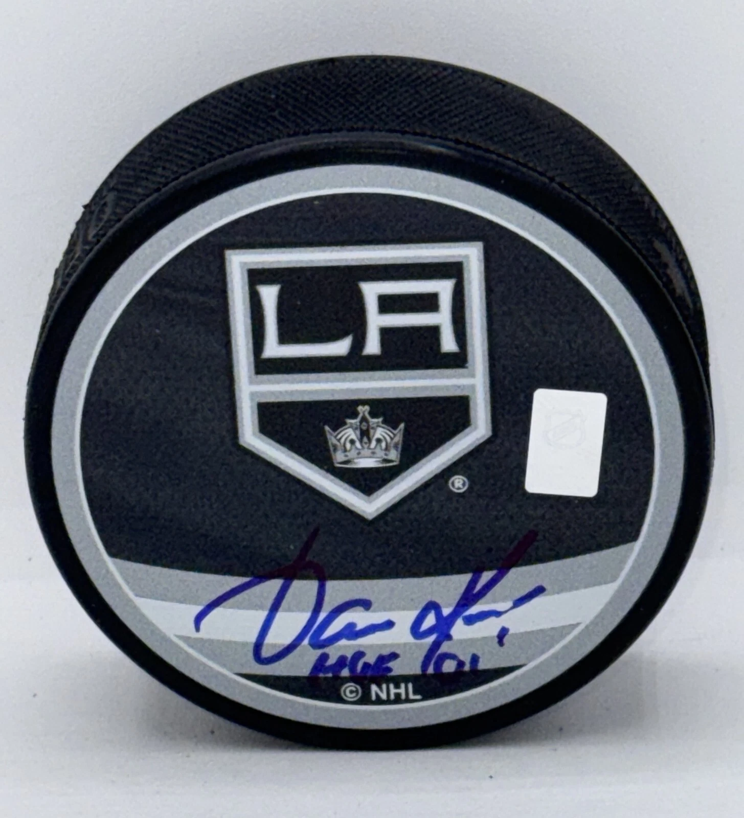 Jari Kurri signed Los Angeles Kings Reverse Retro Puck W/ HOF Beckett Witnessed