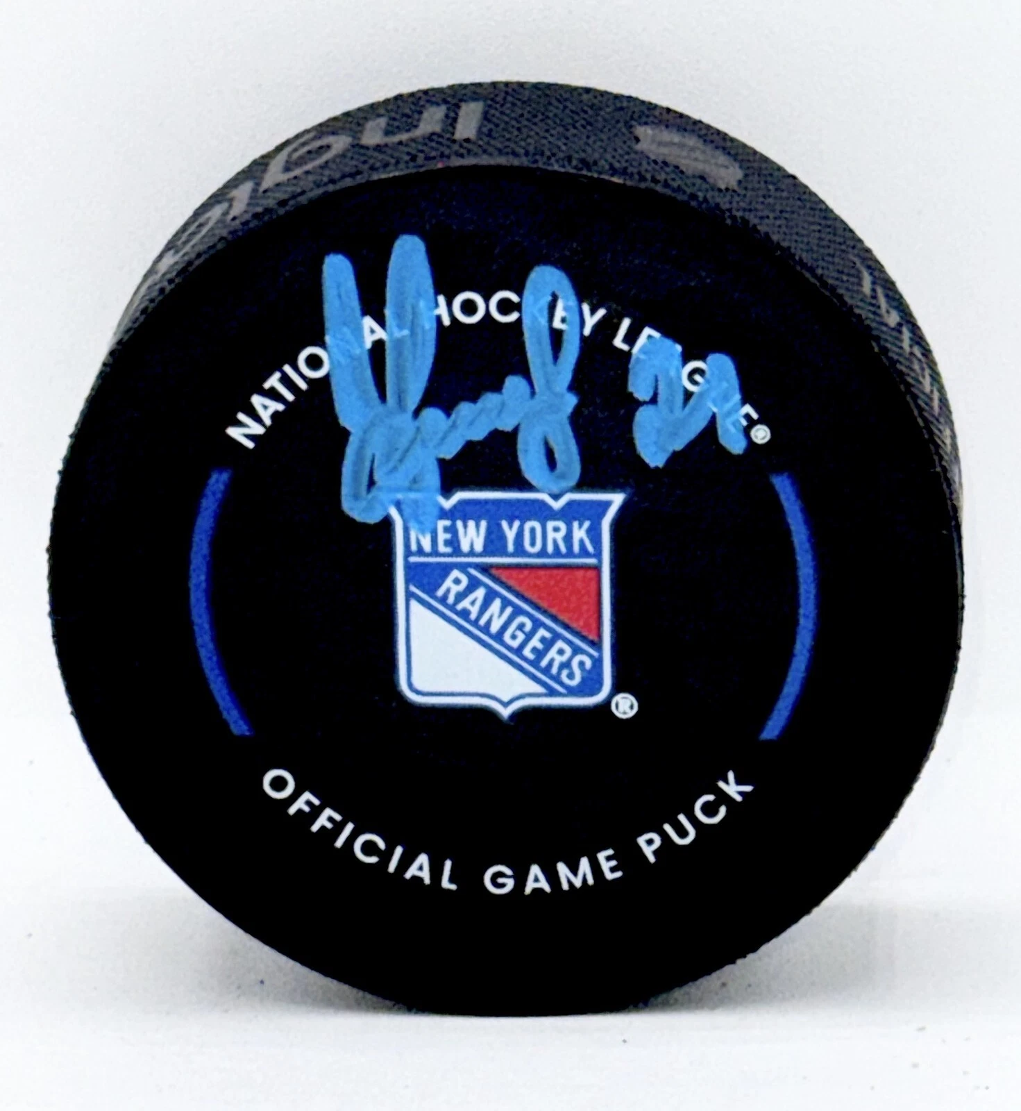 Sergei Zubov signed New York Rangers Official Game Puck Beckett Witnessed