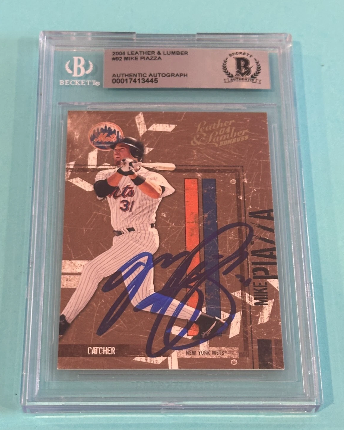 MIKE PIAZZA Signed 2004 LEATHER & LUMBER Card #92 Beckett