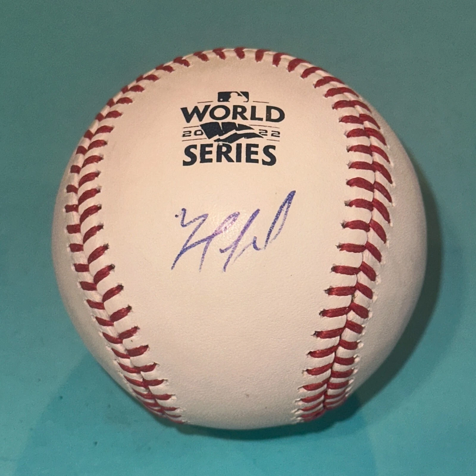 YORDAN ALVAREZ (ASTROS) SIGNED OFFICIAL 2022 WORLD SERIES BASEBALL BECKETT (BAS) COLLECTIBLE MEMORABILIA
