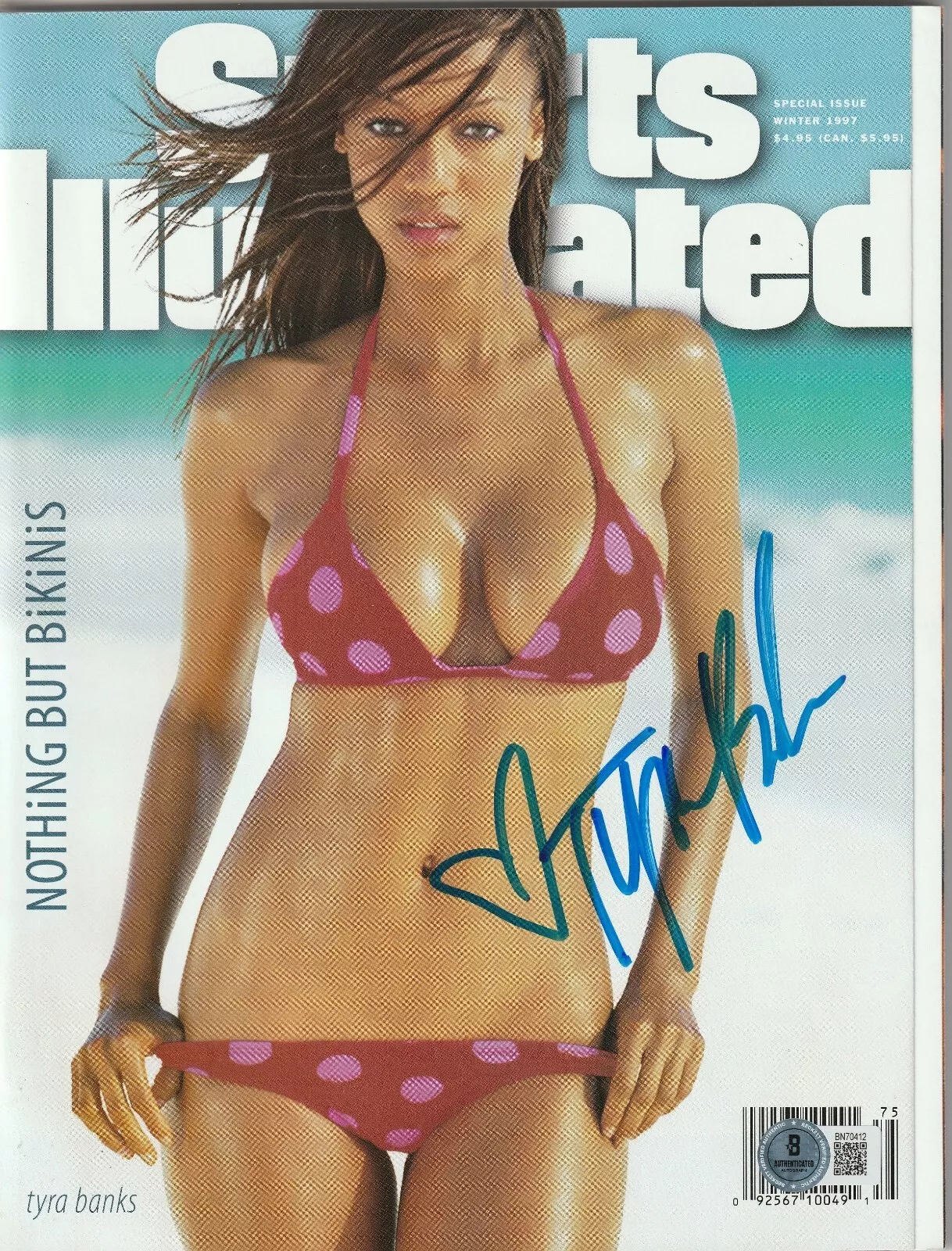 TYRA BANKS Signed 1997 SPORTS ILLUSTRATED SWIMSUIT Beckett (BAS) No Label!