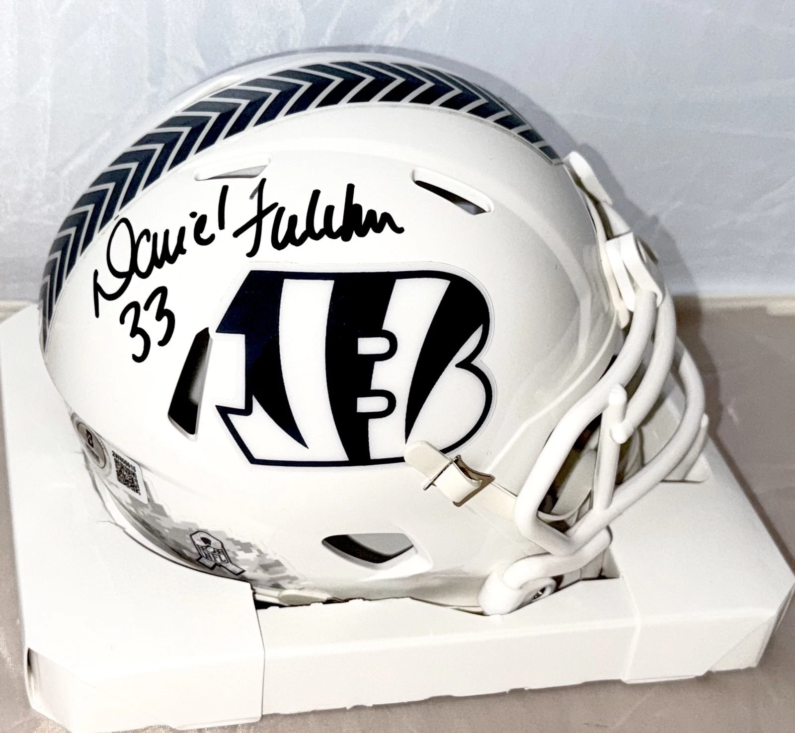 David Fulcher signed Cincinnati Bengals Salute To Service mini helmet Beckett