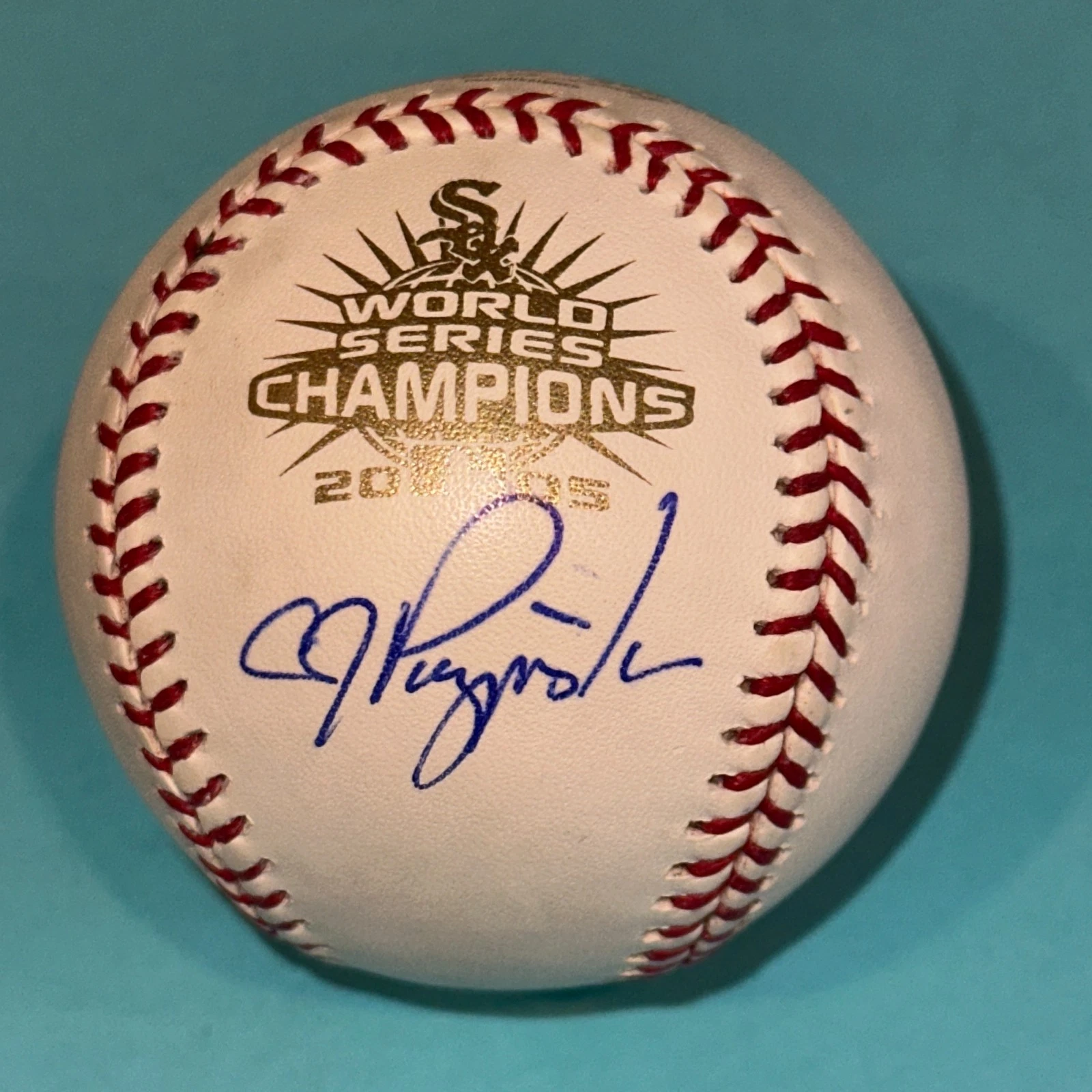 AJ PIERZYNSKI (Sox) Signed Official 2005 WORLD SERIES Baseball Beckett BAS