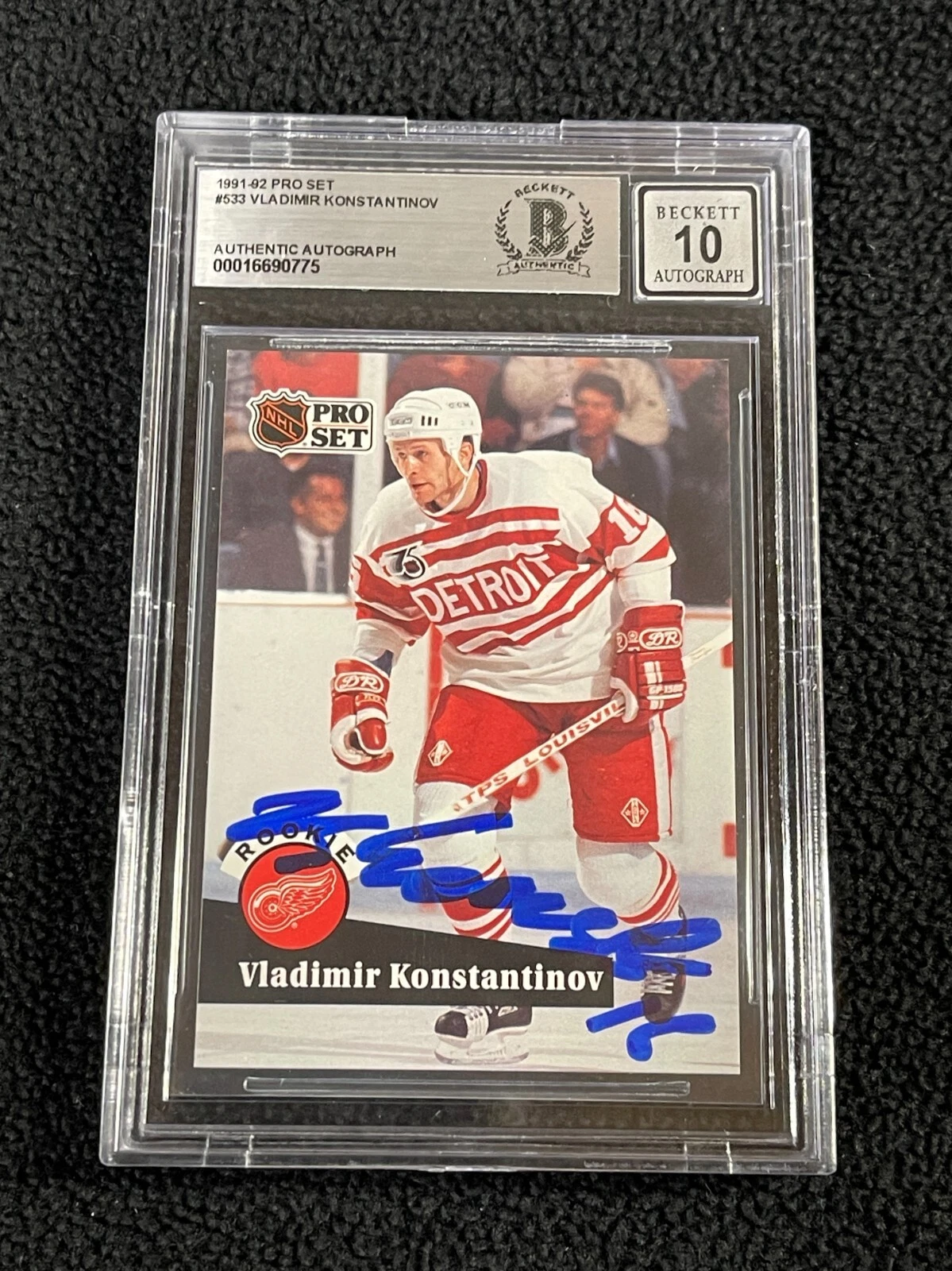 Vladimir Konstantinov Signed 1991-92 Pro Set Rookie Card #533 Beckett Auto 10