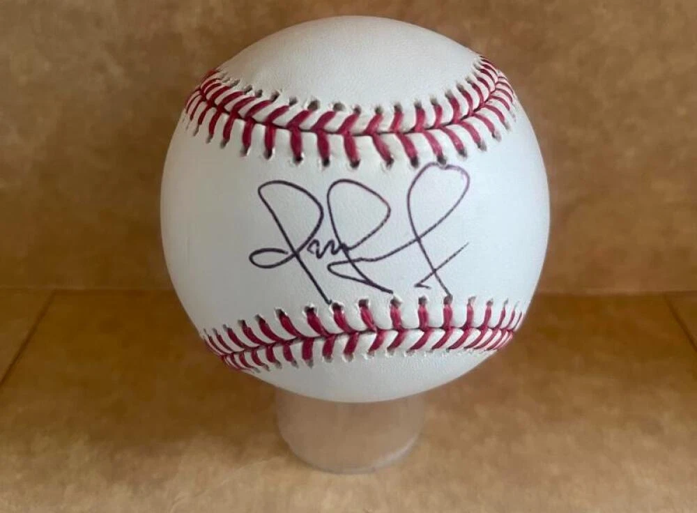 OMAR VIZQUEL INDIANS/GIANTS SIGNED AUTOGRAPHED M.L. BASEBALL BECKETT AUTH