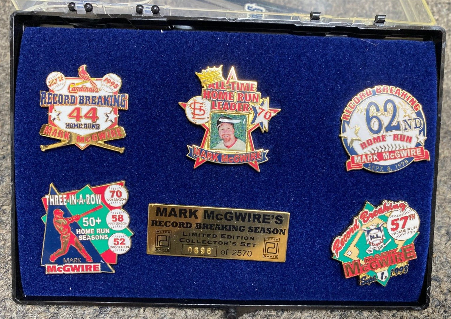 5PC PIN SET PETER DAVID MARK MCGWIRE STL CARDINALS HOME RUN RECORD COLLECTIBLE COLLECTIBLE MEMORABILIA
