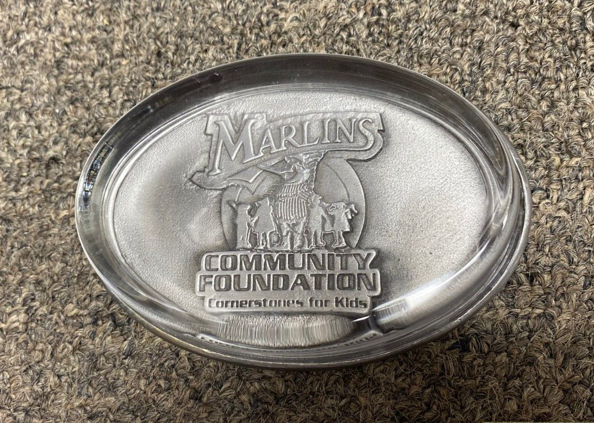 FLORIDA MARLINS BASEBALL COMMUNITY FOUNDATION COLLECTIBLE PAPERWEIGHT L@@K RARE