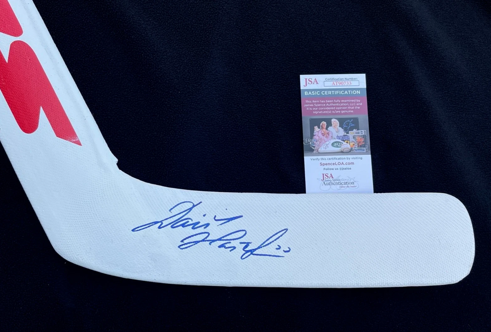 Dominik Hasek Signed Detroit Red Wings Louisville TPS Goalie Stick JSA COA