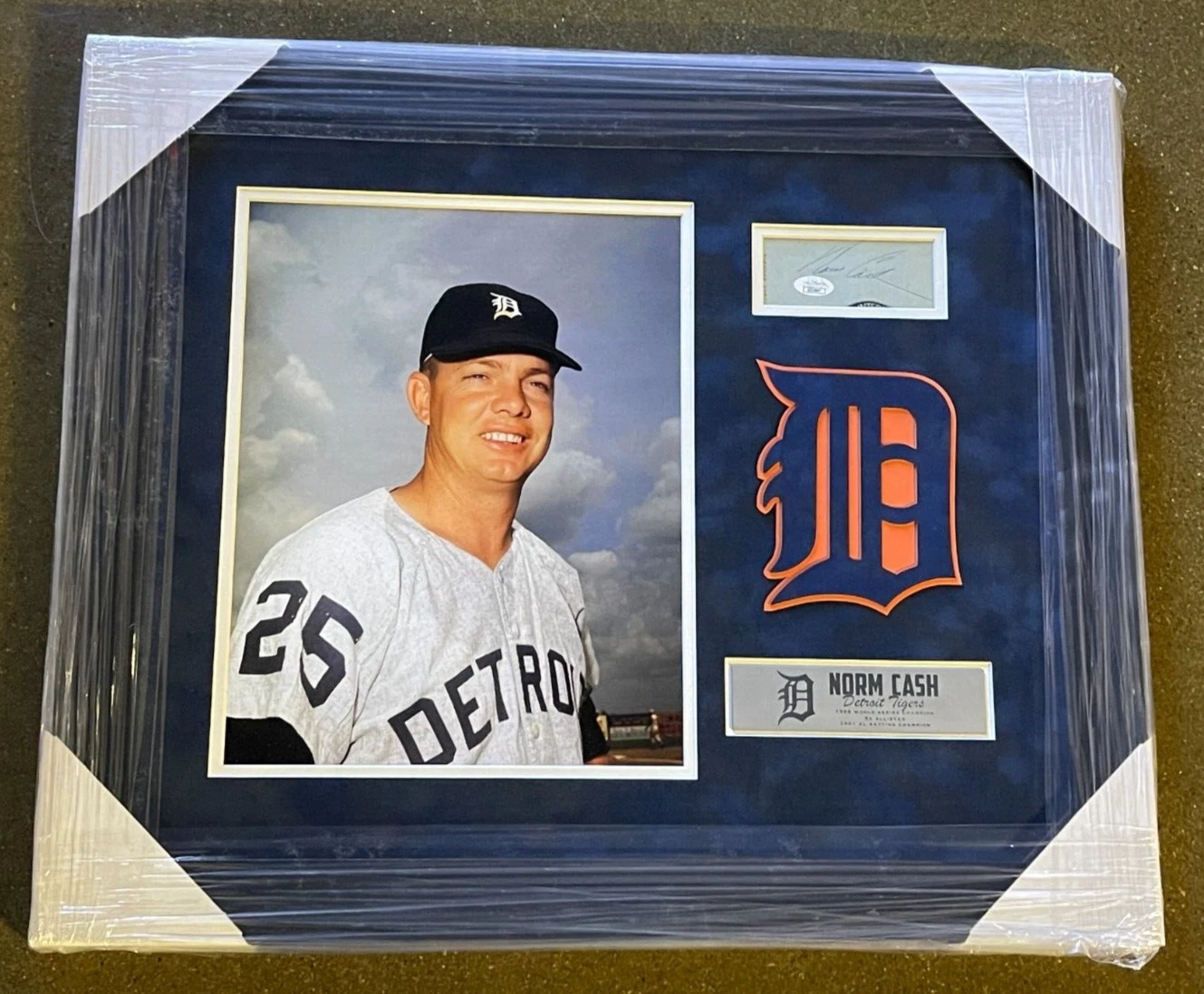 Norm Cash Signed Framed Detroit Tigers Cut Autograph Framed Showcase Photo JSA